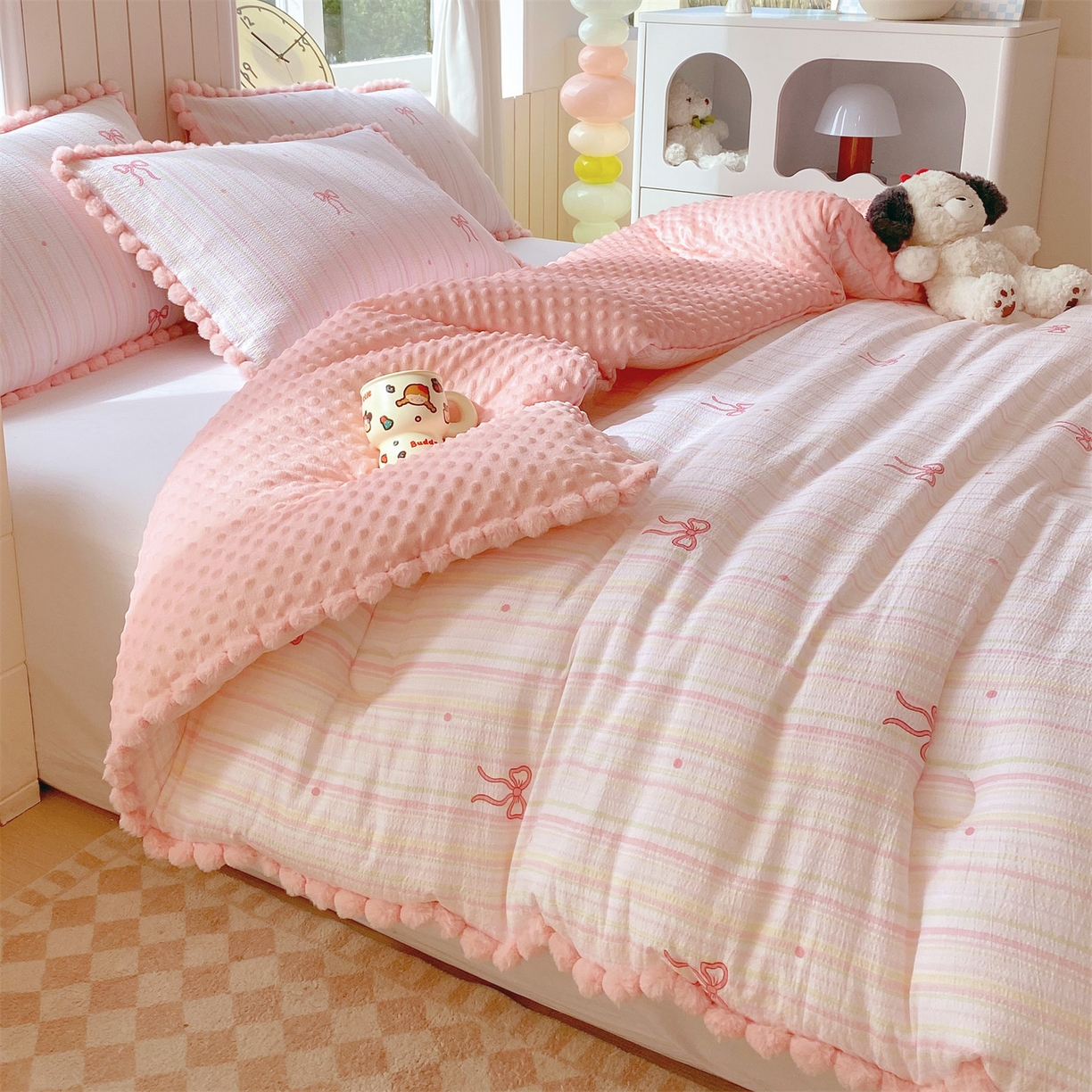 91家纺网 家纺一手货源 找家纺 梵克保罗 2025新款冬被系列 毛球款豆豆被 千夏