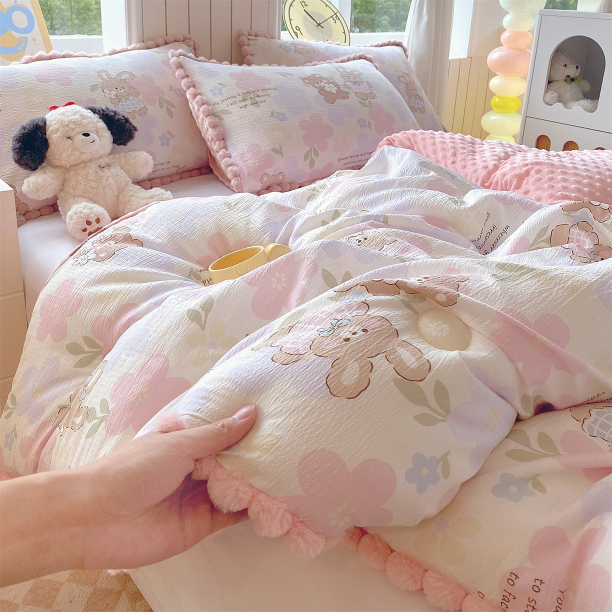 91家纺网 家纺一手货源 找家纺 梵克保罗 2025新款冬被系列 毛球款豆豆被 花漾甜心