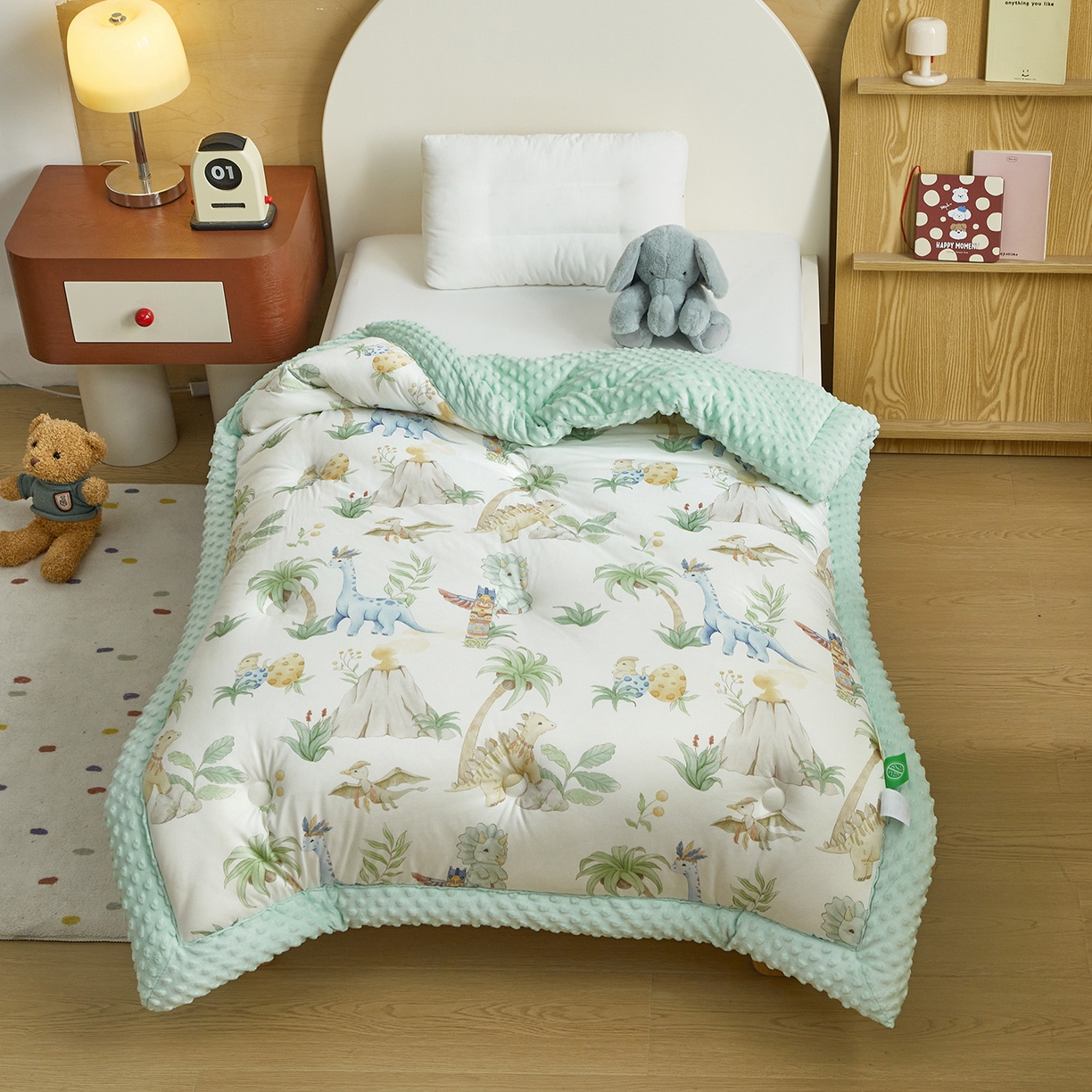 91家纺网 家纺一手货源 找家纺 荷马之梦 2025新款A类小版针织棉数码印花手绘原创豆豆绒被芯儿童被子春秋被冬被-梦境 恐龙之家