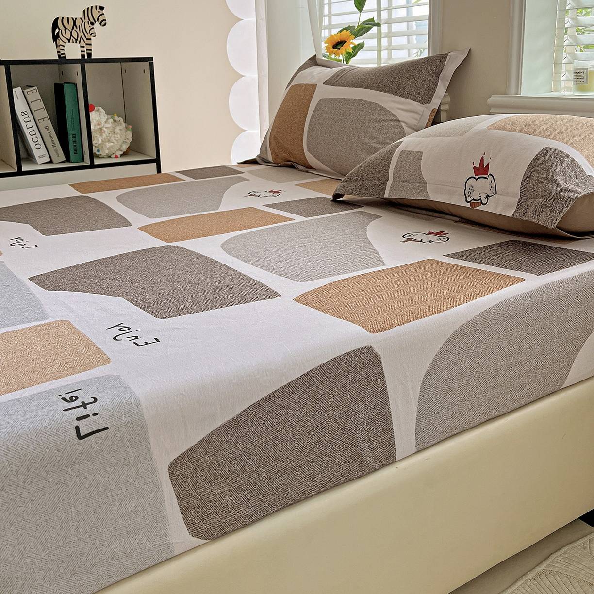 91家纺网 家纺一手货源 找家纺 依庭 2025新款高克重全棉纯棉磨毛印花床笠单品床笠 红冠象