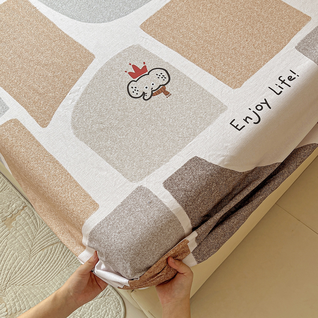 91家纺网 家纺一手货源 找家纺 依庭 2025新款高克重全棉纯棉磨毛印花床笠单品床笠 红冠象