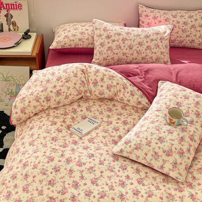 91家纺网 家纺一手货源 找家纺 瑞钰 2025新款A类加厚牛奶绒印花四件套 疏影