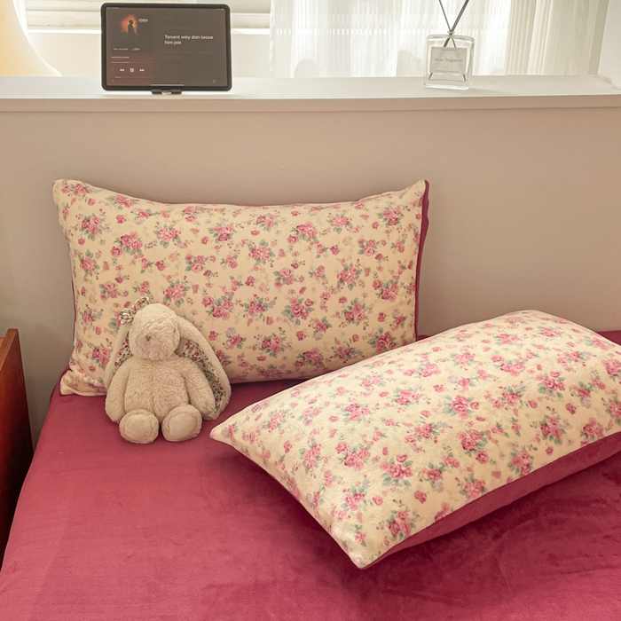 91家纺网 家纺一手货源 找家纺 瑞钰 2025新款A类加厚牛奶绒印花四件套 疏影