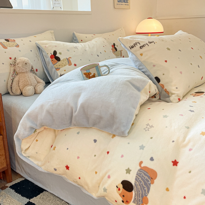 91家纺网 家纺一手货源 找家纺 瑞钰 2025新款A类加厚牛奶绒印花四件套 童趣星海