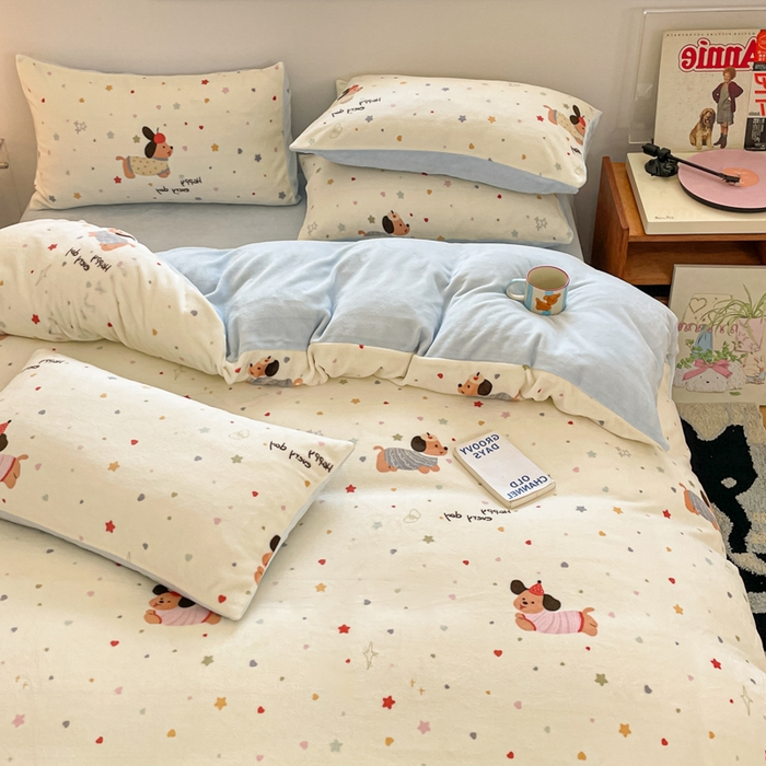 91家纺网 家纺一手货源 找家纺 瑞钰 2025新款A类加厚牛奶绒印花四件套 童趣星海