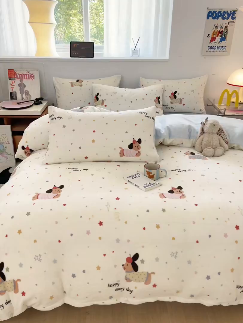 91家纺网 家纺一手货源 找家纺 瑞钰 2025新款A类加厚牛奶绒印花四件套 童趣星海