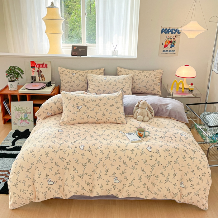 91家纺网 家纺一手货源 找家纺 瑞钰 2025新款A类加厚牛奶绒印花四件套 枝枝兔