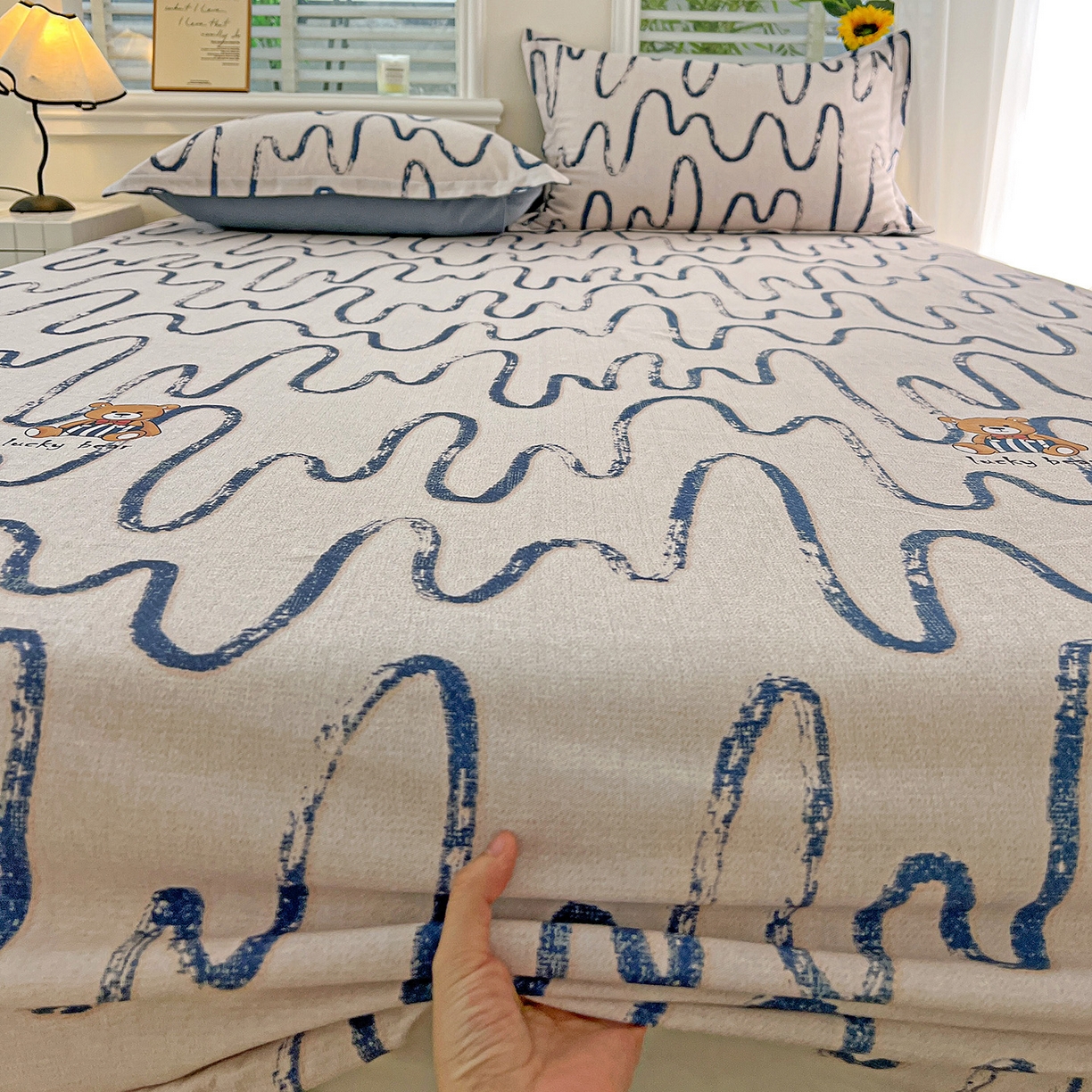 91家纺网 家纺一手货源 找家纺 依庭 2025新款高克重全棉纯棉磨毛印花床笠单品床笠 幸运熊