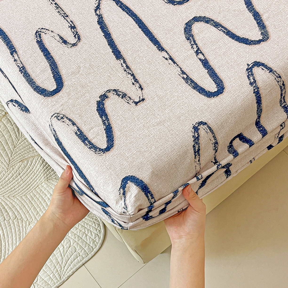 91家纺网 家纺一手货源 找家纺 依庭 2025新款高克重全棉纯棉磨毛印花床笠单品床笠 幸运熊