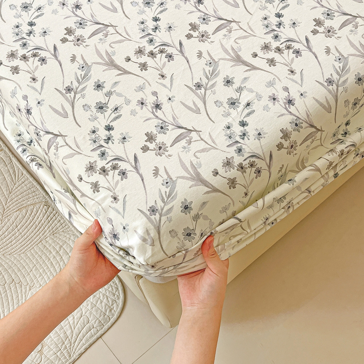 91家纺网 家纺一手货源 找家纺 依庭 2025新款高克重全棉纯棉磨毛印花床笠单品床笠 樱贝