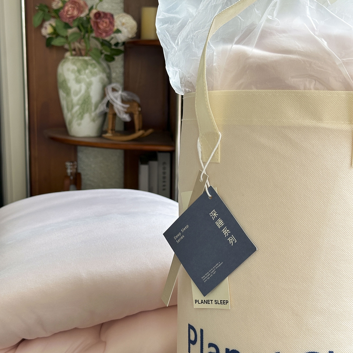 91家纺网 家纺一手货源 找家纺 色鬼布艺高端家居主号 2025新款星球深睡控温被被子被芯 粉色