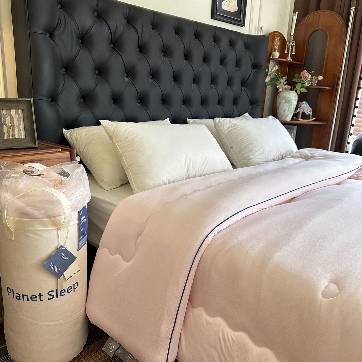 91家纺网 家纺一手货源 找家纺 色鬼布艺高端家居主号 2025新款星球深睡控温被被子被芯 粉色