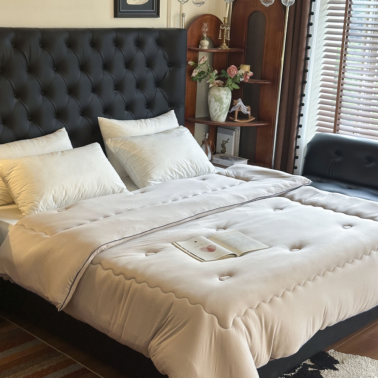 91家纺网 家纺一手货源 找家纺 色鬼布艺高端家居主号 2025新款星球深睡控温被被子被芯 灰色