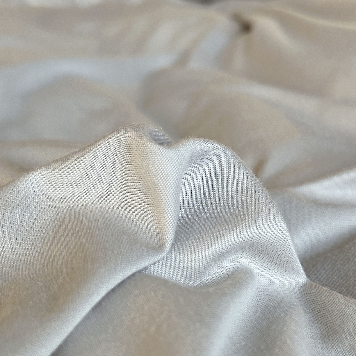 91家纺网 家纺一手货源 找家纺 色鬼布艺高端家居主号 2025新款星球深睡控温被被子被芯 灰色