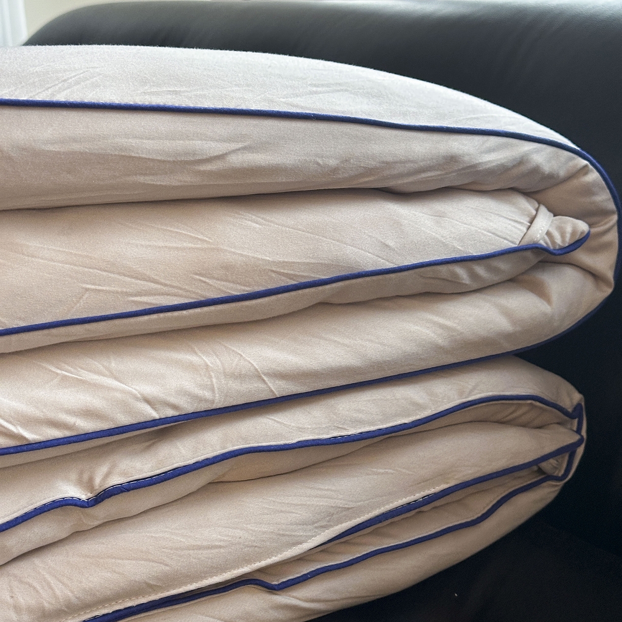 91家纺网 家纺一手货源 找家纺 色鬼布艺高端家居主号 2025新款星球深睡控温被被子被芯 灰色