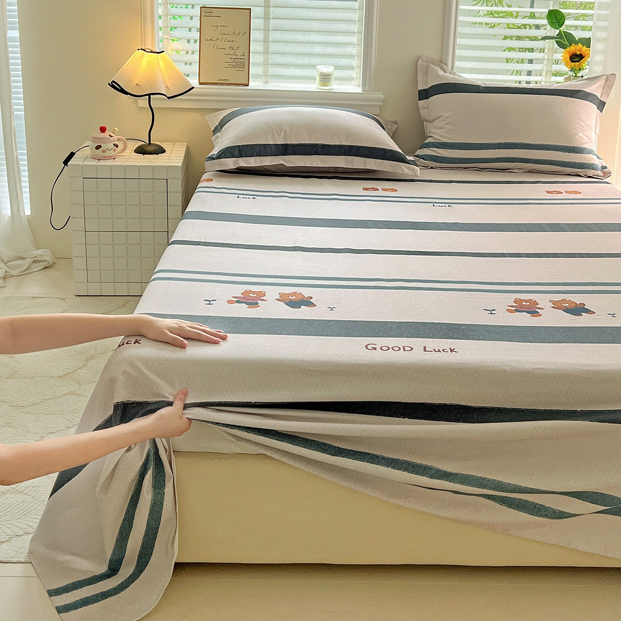 91家纺网 家纺一手货源 找家纺 依庭 2025新款高克重全棉纯棉磨毛印花单床单 好运熊-蓝