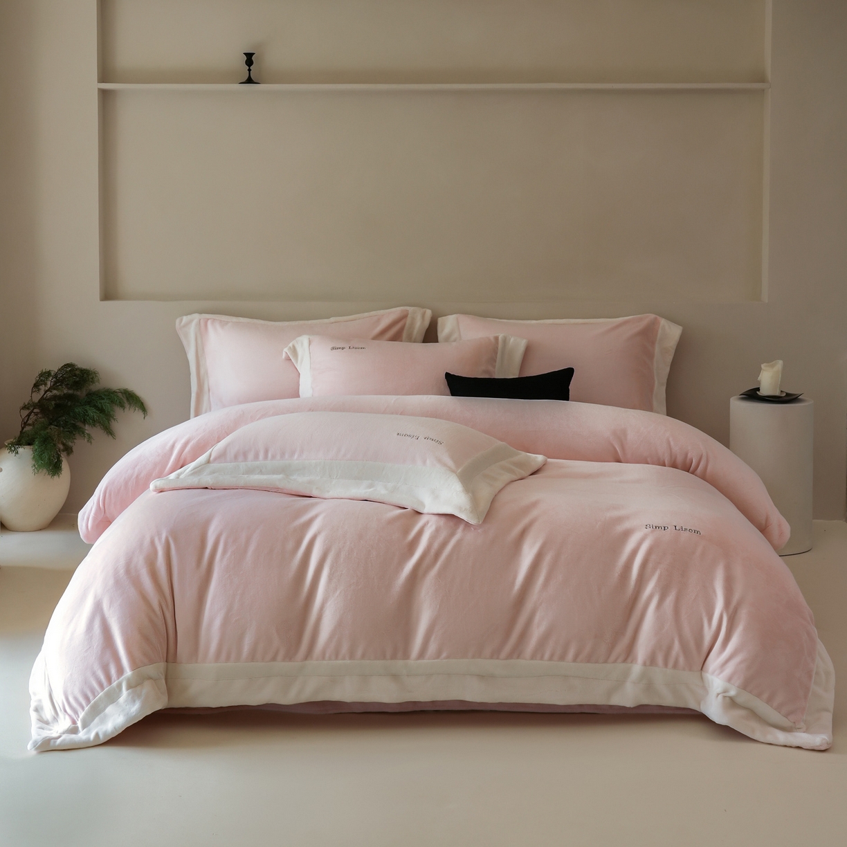 简纯主义 2025新款270g全消光全工艺奶芙绒四件套-赫尔曼系列 【控价】：日常店铺券后价格：358/398 赫尔曼粉