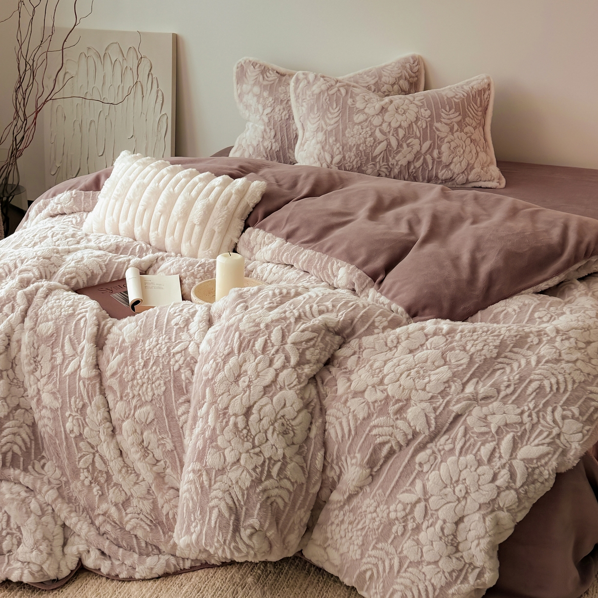 91家纺网 家纺一手货源 找家纺 （总）简纯主义 2025新款380g獭兔绒230g全消光全工艺牛奶绒四件套-椿晓 【控价】：日常店铺券后价格：258/328/348/328