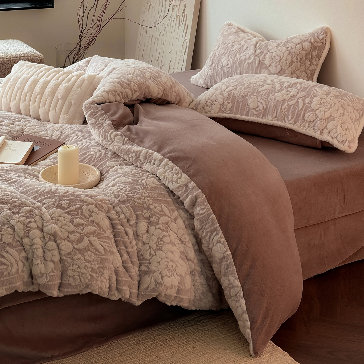 91家纺网 家纺一手货源 找家纺 （总）简纯主义 2025新款380g獭兔绒230g全消光全工艺牛奶绒四件套-椿晓 【控价】：日常店铺券后价格：258/328/348/328