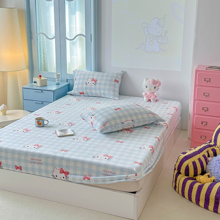 91家纺网 家纺一手货源 找家纺 爱丽丝 2025新款正版授权三丽鸥牛奶绒单品床笠枕套 乖巧凯蒂