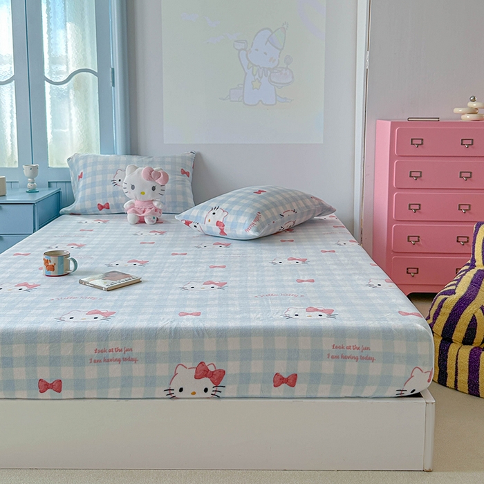 91家纺网 家纺一手货源 找家纺 爱丽丝 2025新款正版授权三丽鸥牛奶绒单品床笠枕套 乖巧凯蒂