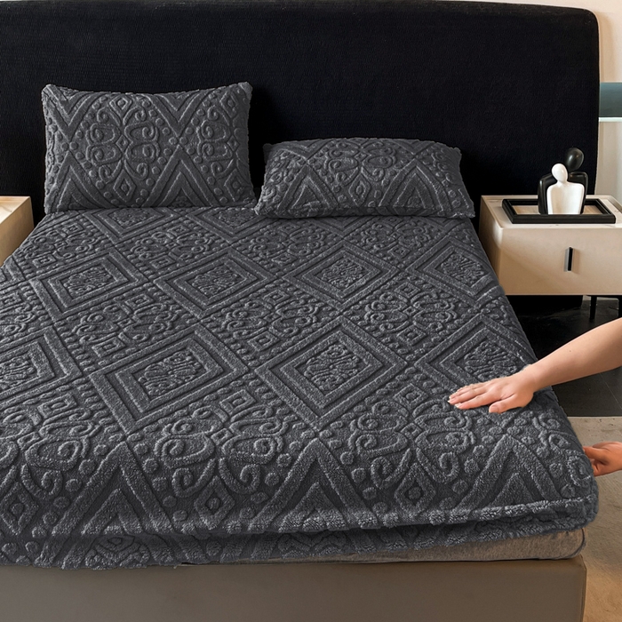 91家纺网 家纺一手货源 找家纺 （总）米瑞娜 2025秋冬新款塔芙绒床笠三件套跨境单床笠外贸单品现货尺寸齐全