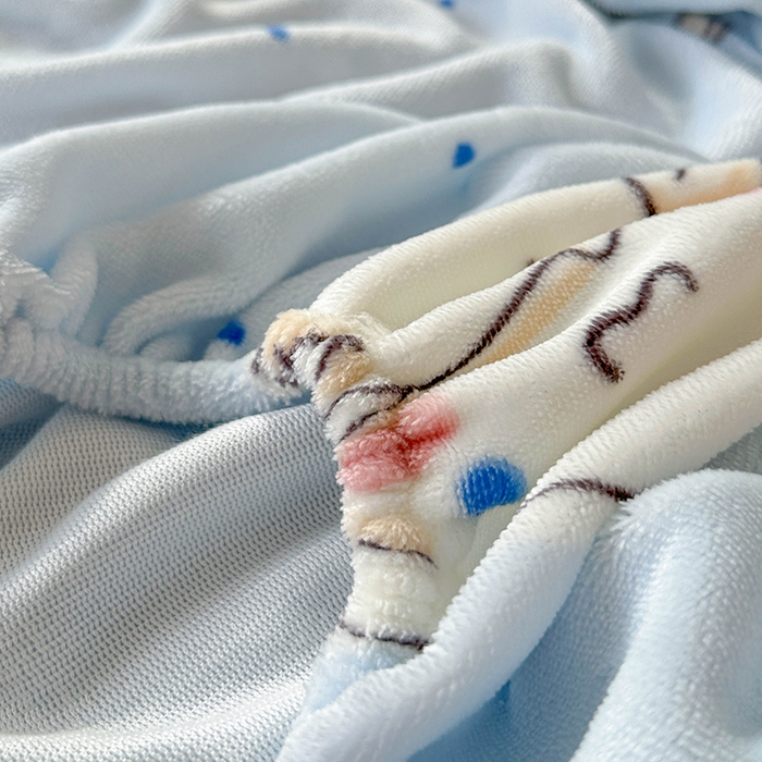 91家纺网 家纺一手货源 找家纺 爱丽丝 2025新款正版授权三丽鸥牛奶绒单品床笠枕套 点点玉桂狗