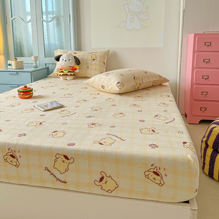 91家纺网 家纺一手货源 找家纺 爱丽丝 2025新款正版授权三丽鸥牛奶绒单品床笠枕套 焦糖布丁狗