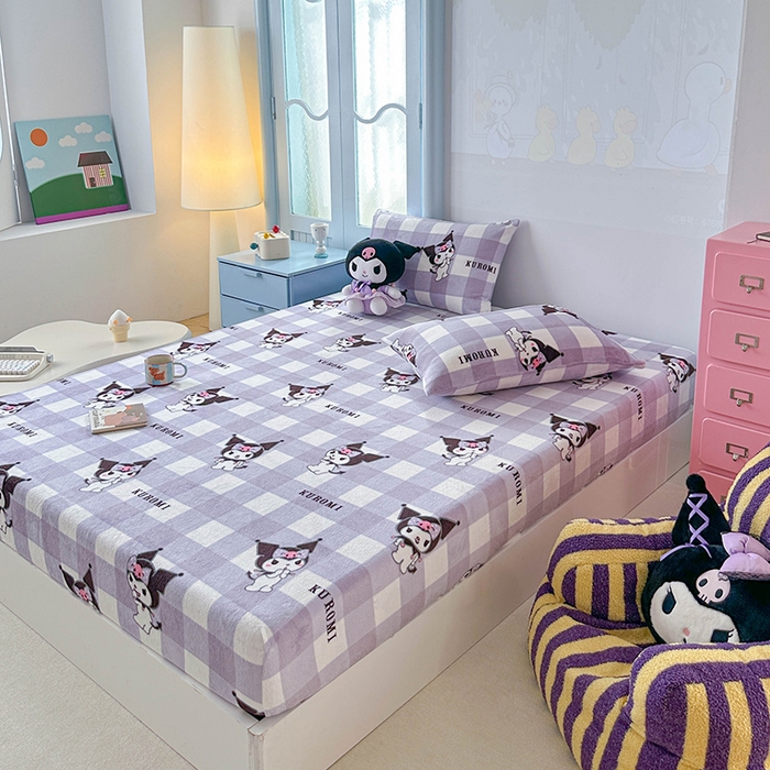 91家纺网 家纺一手货源 找家纺 爱丽丝 2025新款正版授权三丽鸥牛奶绒单品床笠枕套 格子库洛米