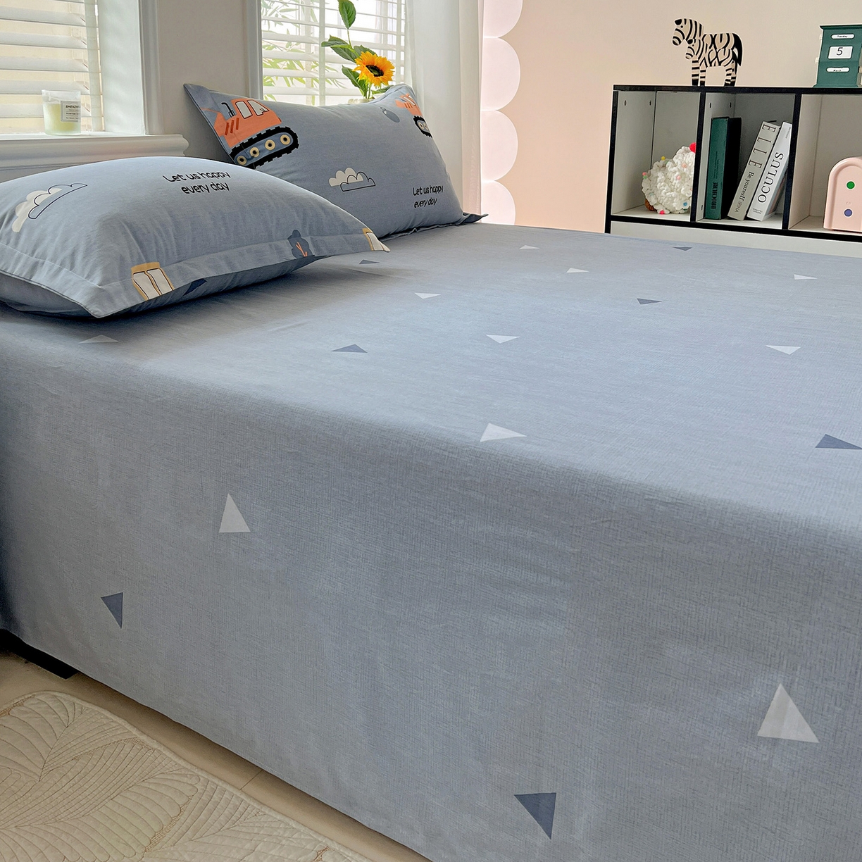 91家纺网 家纺一手货源 找家纺 依庭 2025新款高克重全棉纯棉磨毛印花单床单 萌车派对-B版