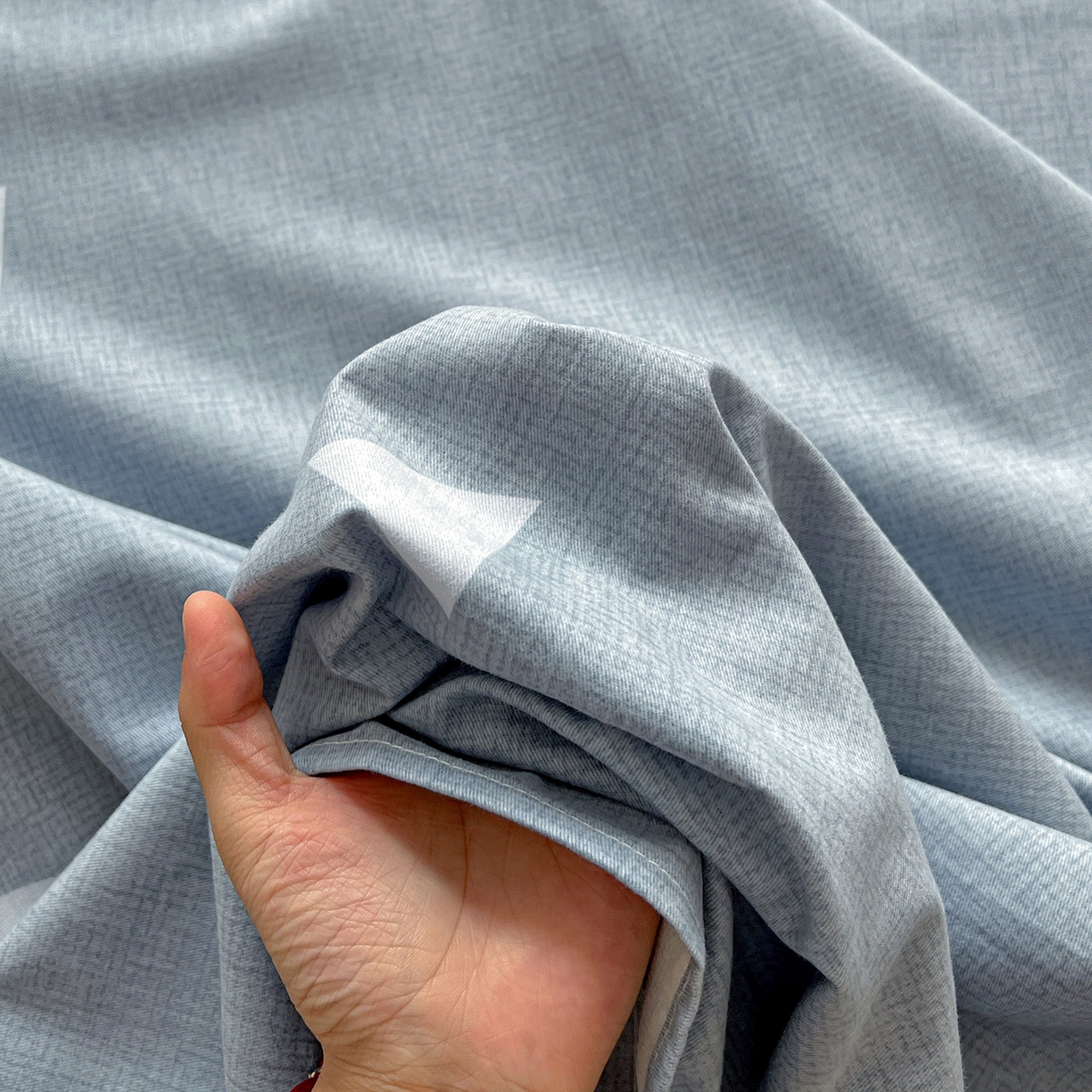 91家纺网 家纺一手货源 找家纺 依庭 2025新款高克重全棉纯棉磨毛印花单床单 萌车派对-B版