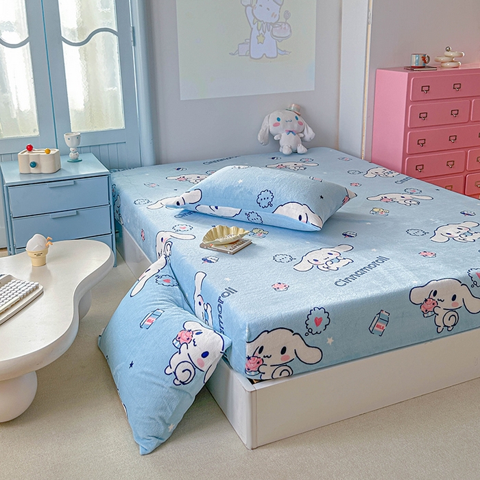 91家纺网 家纺一手货源 找家纺 爱丽丝 2025新款正版授权三丽鸥牛奶绒单品床笠枕套 甜品玉桂狗