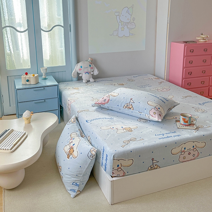 91家纺网 家纺一手货源 找家纺 爱丽丝 2025新款正版授权三丽鸥牛奶绒单品床笠枕套 点点玉桂狗