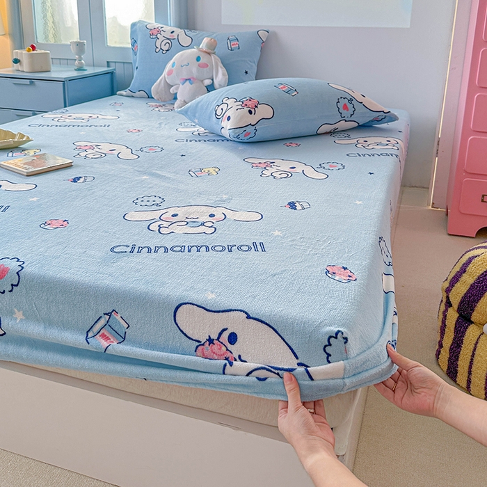 91家纺网 家纺一手货源 找家纺 爱丽丝 2025新款正版授权三丽鸥牛奶绒单品床笠枕套 甜品玉桂狗