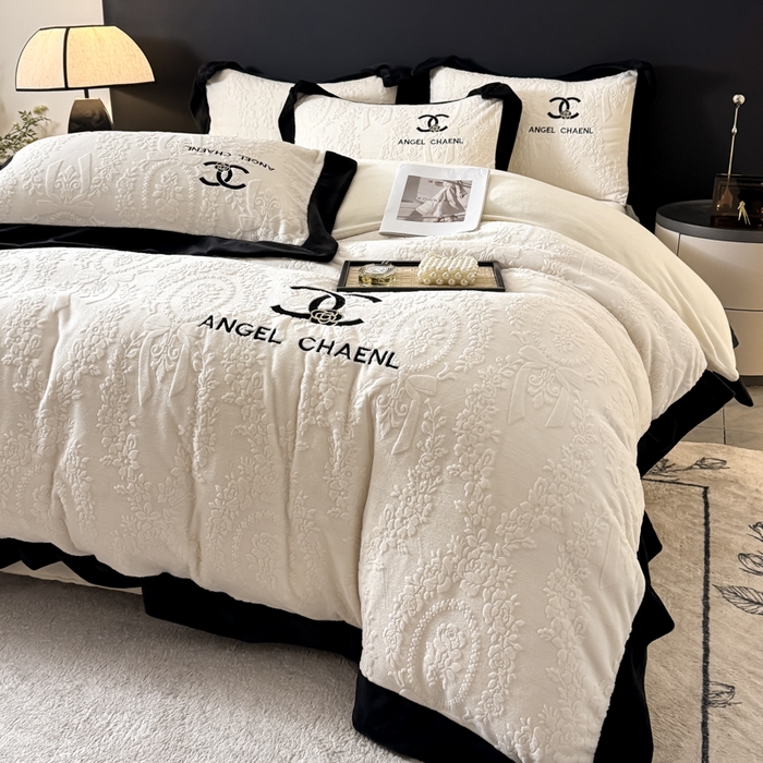 91家纺网 家纺一手货源 找家纺 （总）KA家纺 2025冬季高克重绣花雕花牛奶绒四件套