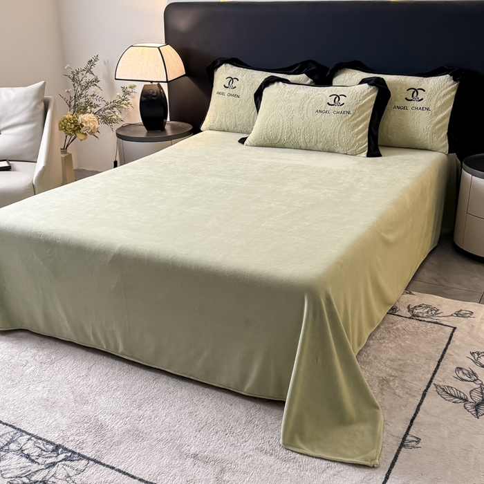 91家纺网 家纺一手货源 找家纺 KA家纺 2025冬季高克重绣花雕花牛奶绒四件套 相约绿