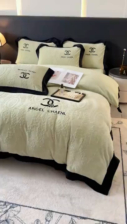 91家纺网 家纺一手货源 找家纺 KA家纺 2025冬季高克重绣花雕花牛奶绒四件套 相约绿