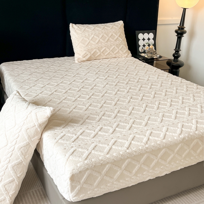 91家纺网 家纺一手货源 找家纺 米瑞娜 2025秋冬新款塔芙绒床笠三件套跨境单床笠外贸单品现货尺寸齐全 马尾型-白色