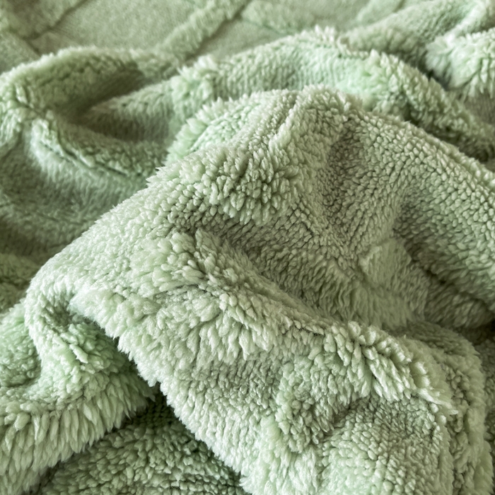 91家纺网 家纺一手货源 找家纺 米瑞娜 2025秋冬新款塔芙绒床笠三件套跨境单床笠外贸单品现货尺寸齐全 马尾型-果绿