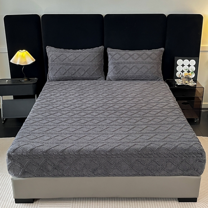 91家纺网 家纺一手货源 找家纺 米瑞娜 2025秋冬新款塔芙绒床笠三件套跨境单床笠外贸单品现货尺寸齐全 马尾型-灰色