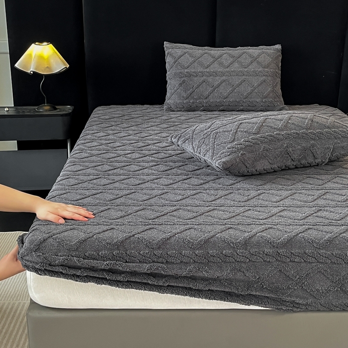 91家纺网 家纺一手货源 找家纺 米瑞娜 2025秋冬新款塔芙绒床笠三件套跨境单床笠外贸单品现货尺寸齐全 马尾型-灰色