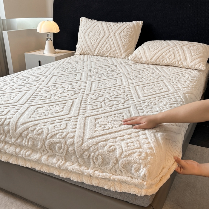 91家纺网 家纺一手货源 找家纺 米瑞娜 2025秋冬新款塔芙绒床笠三件套跨境单床笠外贸单品现货尺寸齐全 欧式床笠-白色