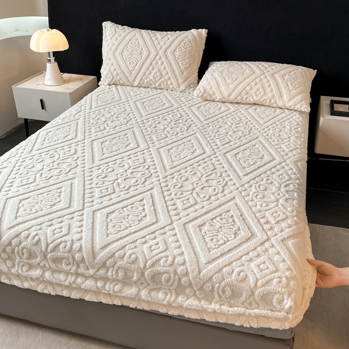 91家纺网 家纺一手货源 找家纺 米瑞娜 2025秋冬新款塔芙绒床笠三件套跨境单床笠外贸单品现货尺寸齐全 欧式床笠-白色