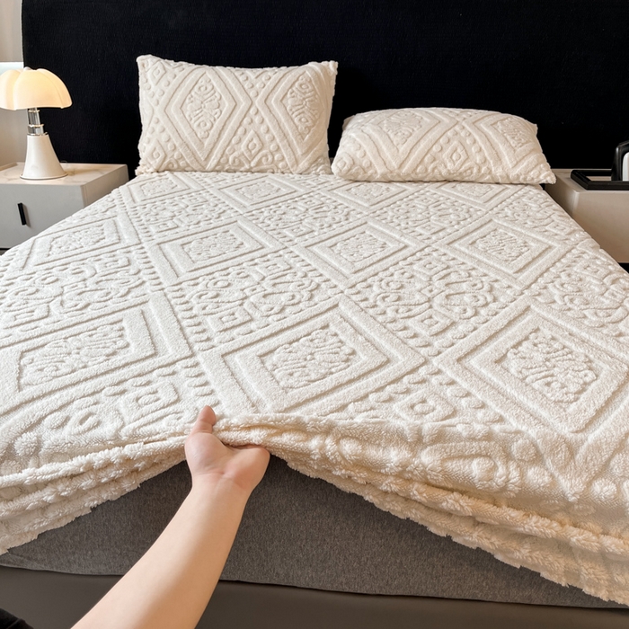 91家纺网 家纺一手货源 找家纺 米瑞娜 2025秋冬新款塔芙绒床笠三件套跨境单床笠外贸单品现货尺寸齐全 欧式床笠-白色