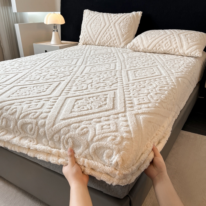 91家纺网 家纺一手货源 找家纺 米瑞娜 2025秋冬新款塔芙绒床笠三件套跨境单床笠外贸单品现货尺寸齐全 欧式床笠-白色