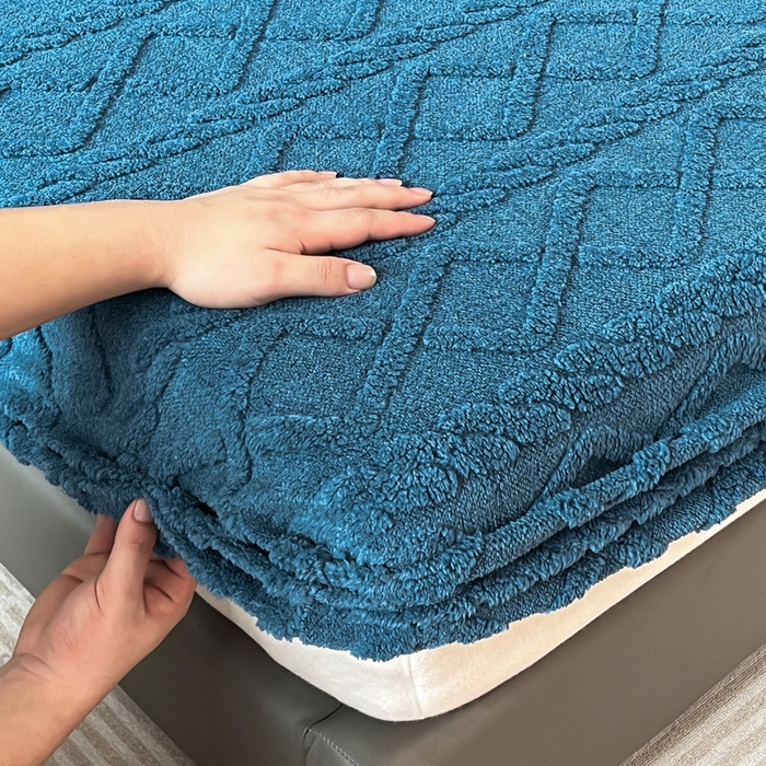 91家纺网 家纺一手货源 找家纺 米瑞娜 2025秋冬新款塔芙绒床笠三件套跨境单床笠外贸单品现货尺寸齐全 马尾型-宝兰