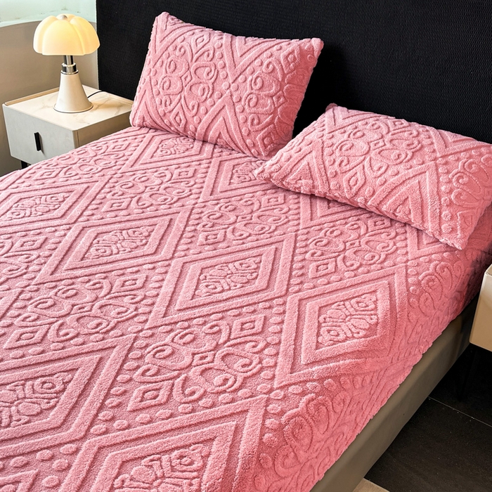 91家纺网 家纺一手货源 找家纺 米瑞娜 2025秋冬新款塔芙绒床笠三件套跨境单床笠外贸单品现货尺寸齐全 欧式床笠-玫红