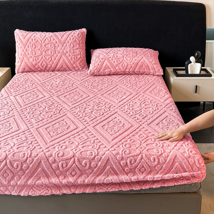 91家纺网 家纺一手货源 找家纺 米瑞娜 2025秋冬新款塔芙绒床笠三件套跨境单床笠外贸单品现货尺寸齐全 欧式床笠-玫红