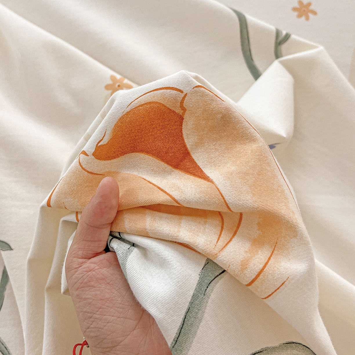 91家纺网 家纺一手货源 找家纺 依庭 2025新款高克重全棉纯棉磨毛印花单床单 甜心花语