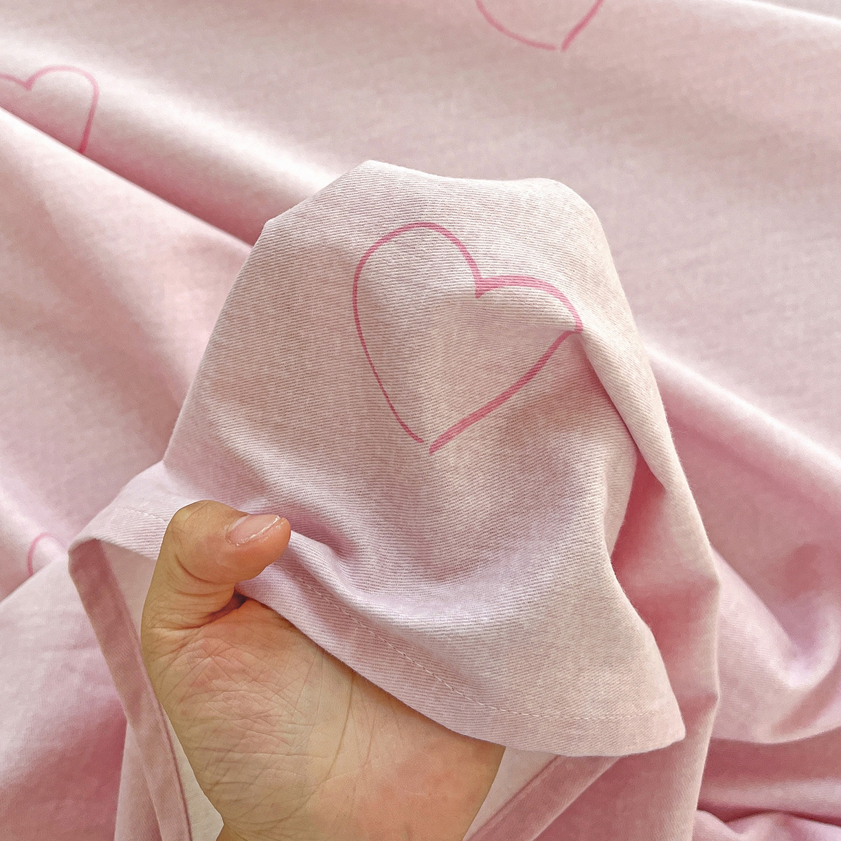 91家纺网 家纺一手货源 找家纺 依庭 2025新款高克重全棉纯棉磨毛印花单床单 小欢喜-B版